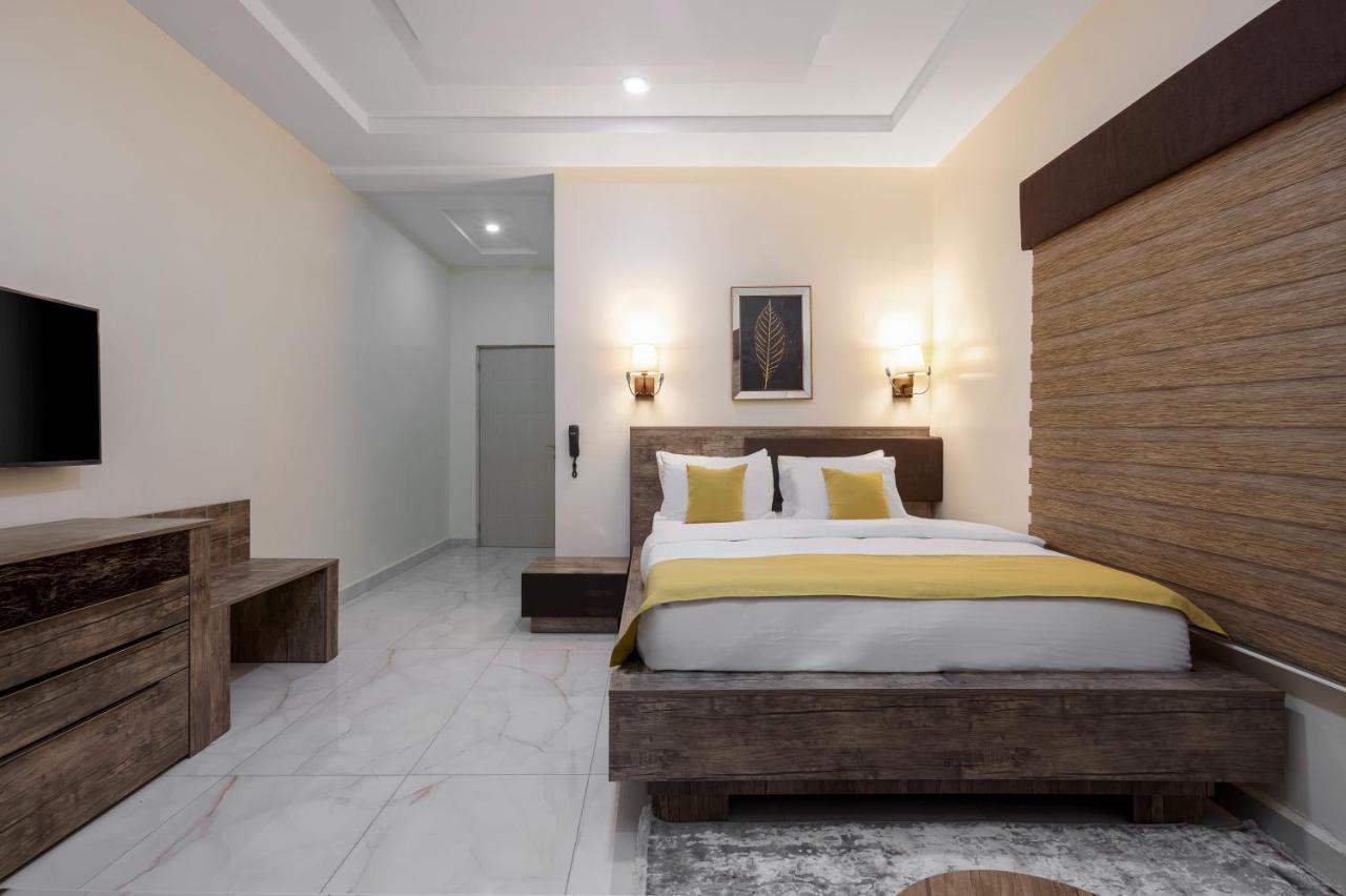 Bkt Cribs - Apartments & Suites Abuja Dış mekan fotoğraf