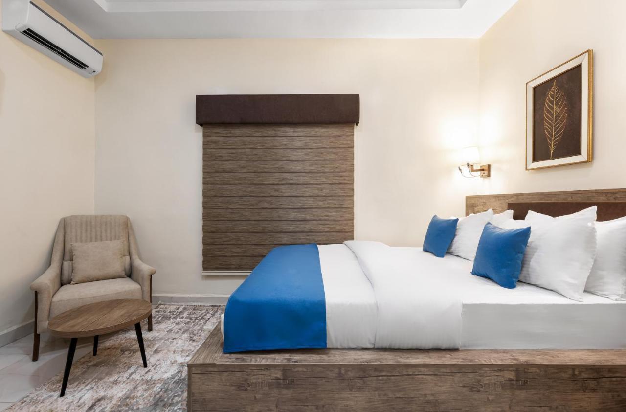Bkt Cribs - Apartments & Suites Abuja Dış mekan fotoğraf