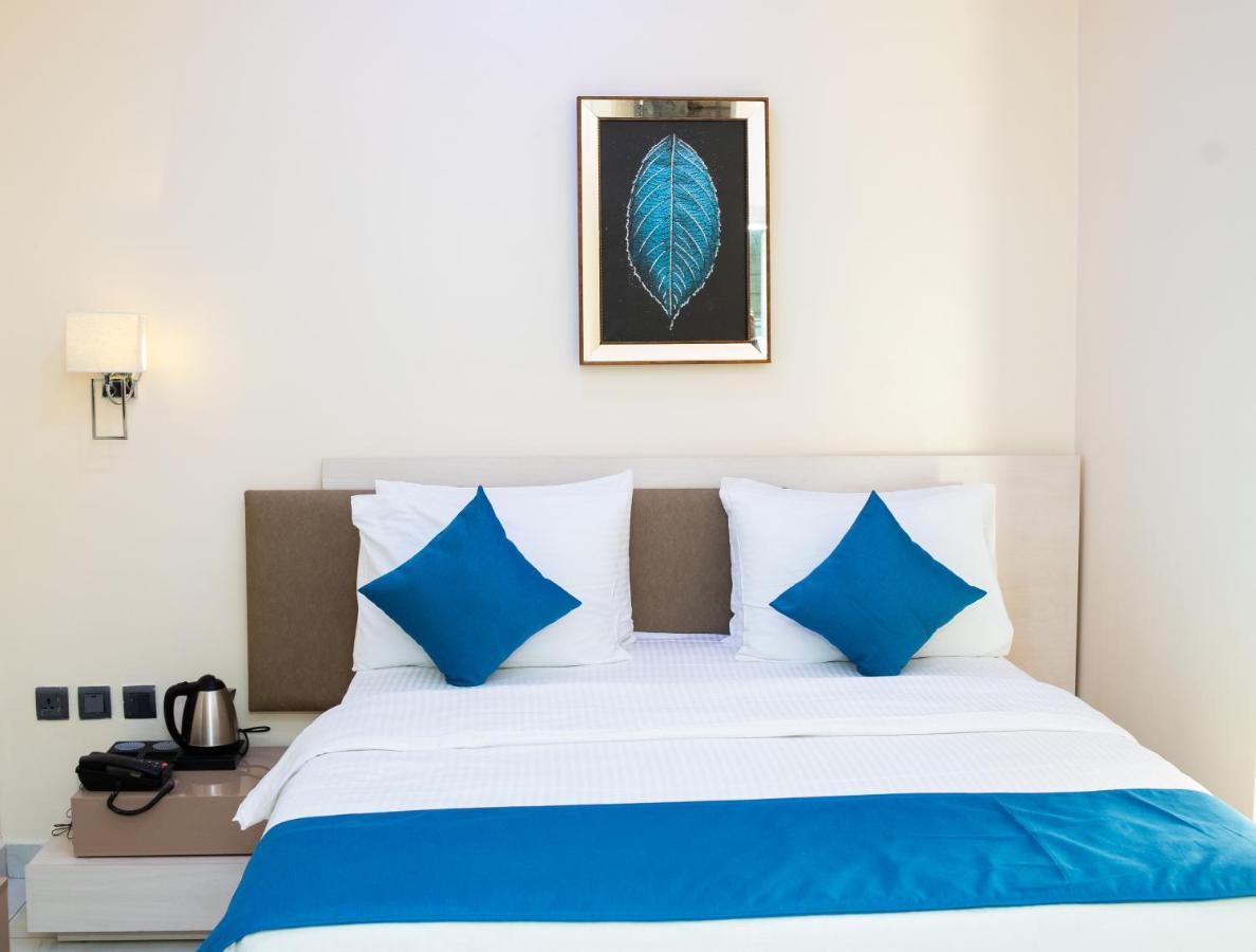 Bkt Cribs - Apartments & Suites Abuja Dış mekan fotoğraf