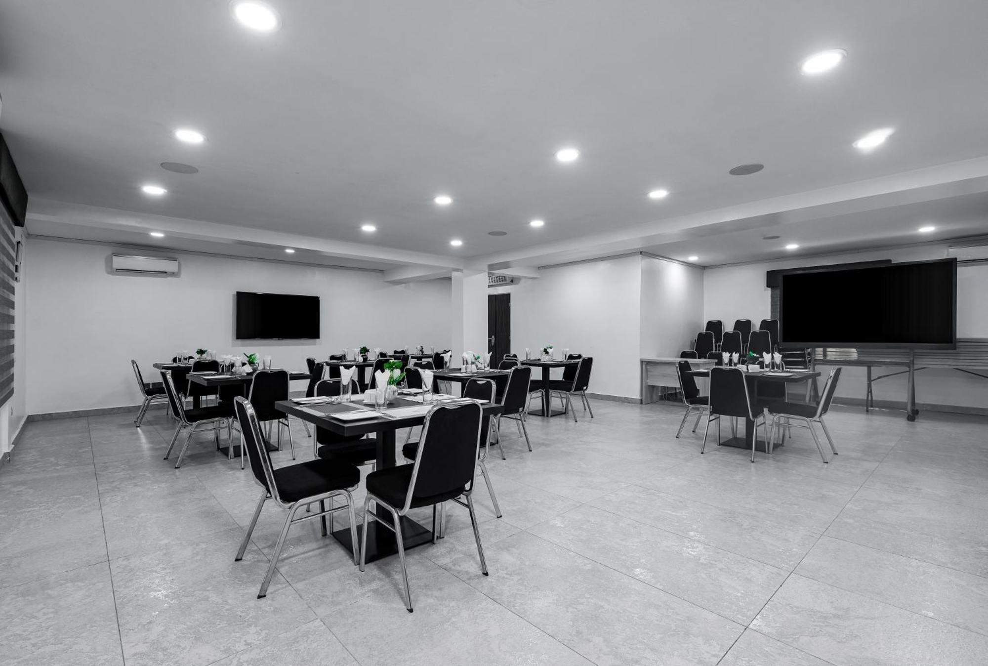 Bkt Cribs - Apartments & Suites Abuja Dış mekan fotoğraf